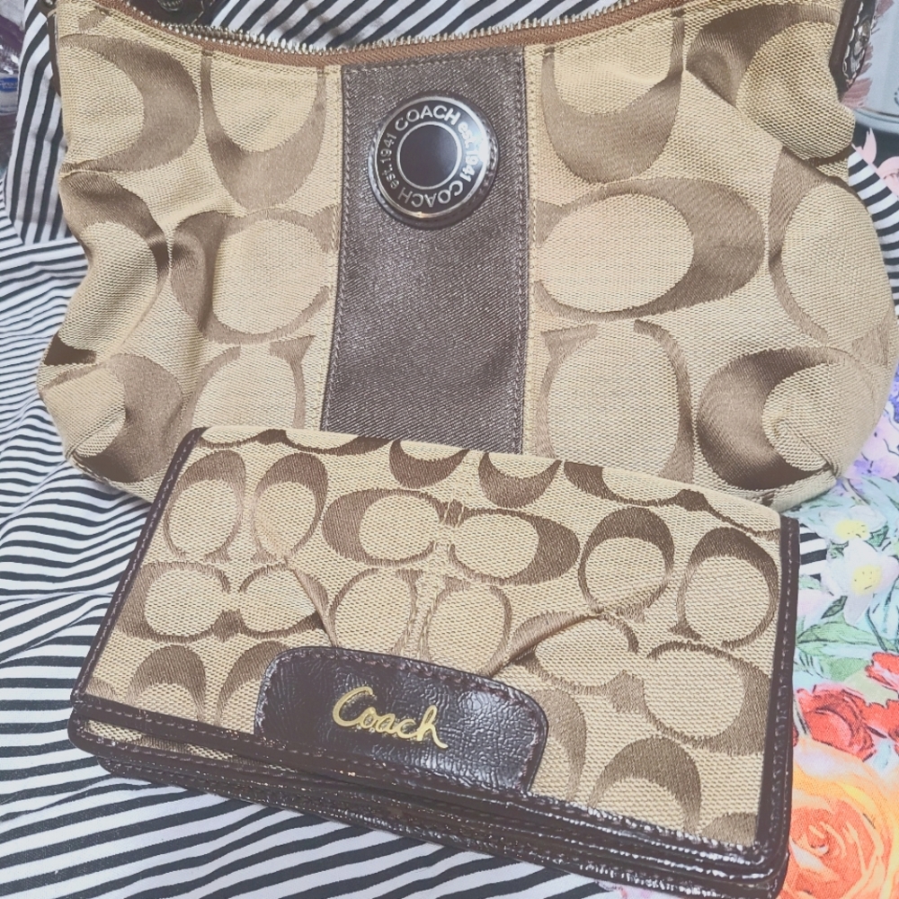 Authentic Coach Shoulder bag